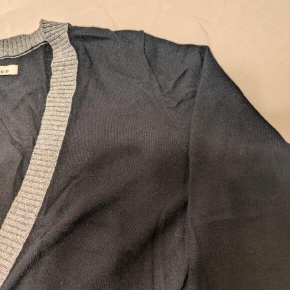 Old Navy Cardigan Womens Small/Petite Long Sleeve Black 5 Button Top - Picture 5 of 14